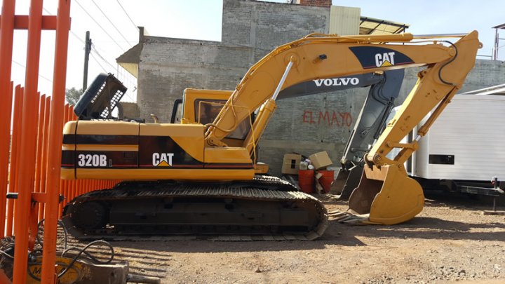 Excavadora Cat 320Bl 1998