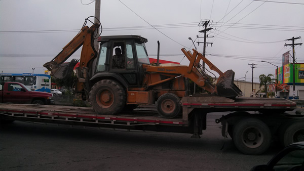 Renta de Retroexcavadora Case 580 en Tuxtla Gutiérrez